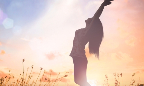 5 tư thế yoga buổi sáng phụ nữ tuổi 30 không nên bỏ lỡ