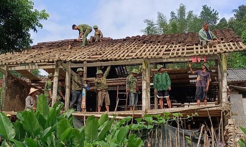 Thủ tướng: Tập trung ho&#224;n th&#224;nh x&#243;a nh&#224; tạm, nh&#224; dột n&#225;t tr&#234;n cả nước trước 31/8