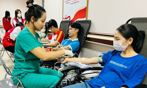 Cạn kiệt nguồn m&#225;u dự trữ, Bệnh viện Đa khoa Hải Dương viết t&#226;m thư k&#234;u gọi người hiến