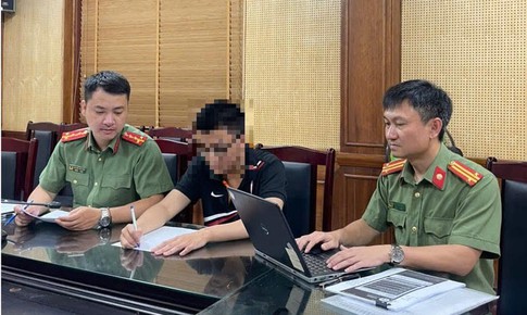 Khởi tố vụ &#225;n lộ đề m&#244;n To&#225;n, th&#237; sinh d&#249;ng AI giải đề ngay trong ph&#242;ng thi