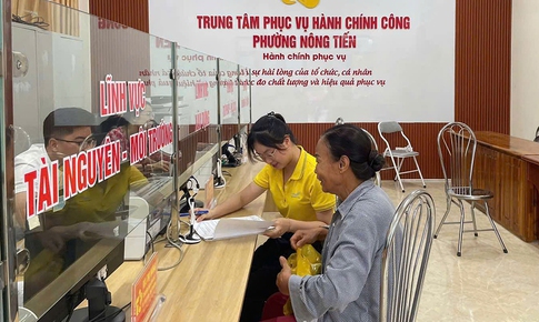 Quy định chế độ tiền lương đối với cán bộ, công chức khi bỏ cấp huyện
