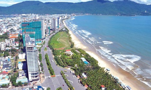 Phó Thủ tướng đốc thúc nhiều địa phương sớm hoàn thành tuyến đường bộ ven biển