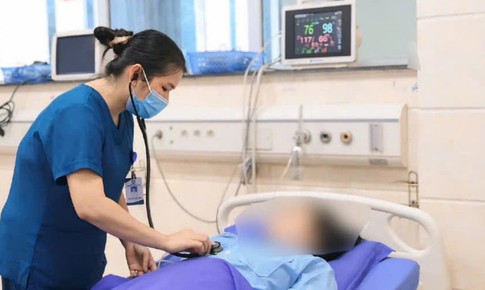 Sốc phản vệ do ong đốt, người phụ nữ nguy kịch
