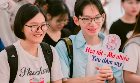 Hơn 270 th&#237; sinh đầu ti&#234;n tr&#250;ng tuyển Trường Đại học Y H&#224; Nội năm 2025