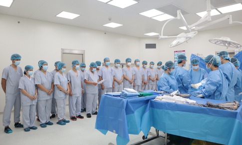 Nghĩa cử cuối c&#249;ng của người cho chết n&#227;o mang lại cuộc đời mới cho 5 người bệnh