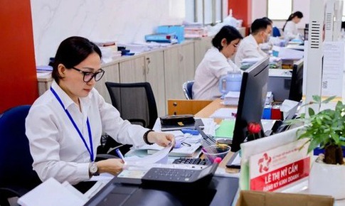 Khi nào có quy định về đánh giá, xếp loại chất lượng, vị trí việc làm của công chức?