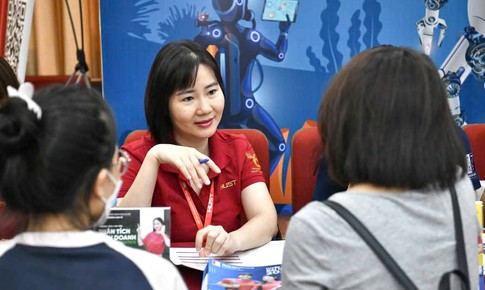 Bộ GD&ĐT: B00 28,25 điểm tương đương A00 28,75 điểm