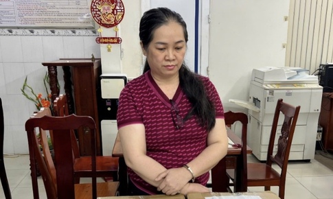 Trưởng văn ph&#242;ng c&#244;ng chứng lừa đảo hơn 16 tỷ đồng
