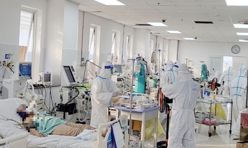 C&#244;ng việc ng&#224;nh Y đặc th&#249; vất vả, nguy hiểm nhưng đ&#227;i ngộ chưa tương xứng