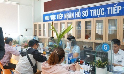 Tại sao lại c&#243; c&#225;ch t&#237;nh lương hưu kh&#225;c nhau giữa khu vực c&#244;ng v&#224; khối doanh nghiệp?