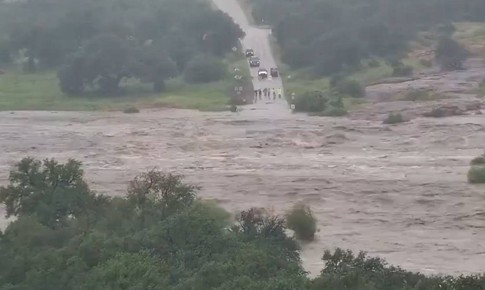 Từ vụ thảm họa lũ quét ở Texas (Mỹ), chuyên gia cảnh báo rủi ro thiên tai các khu cắm trại ở Việt Nam