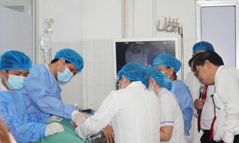 Lần đầu tiên Đồng bằng sông Cửu Long triển khai kỹ thuật nội soi siêu âm