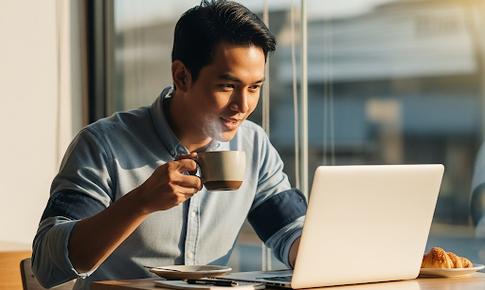 N&#234;n uống c&#224; ph&#234; v&#224;o thời điểm n&#224;o sau khi thức dậy?