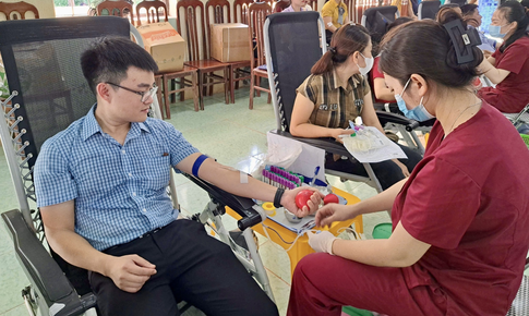 Bệnh viện tại Quảng Trị khó khăn trong công tác cấp cứu, điều trị vì thiếu máu