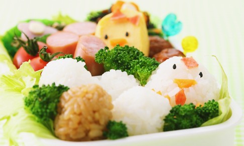 'Ngụy trang' khéo léo giúp bé mầm non yêu thích rau xanh