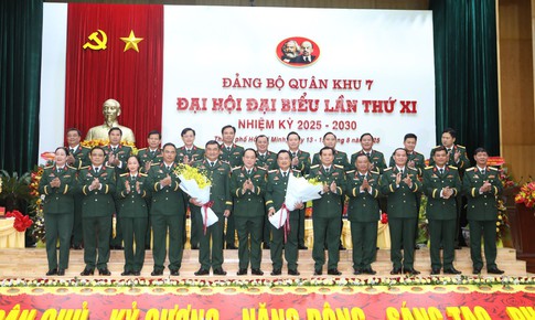 &#39;Đại hội kh&#244;ng giấy&#39; - Dấu ấn đổi mới, s&#225;ng tạo của Đảng bộ Qu&#226;n khu 7