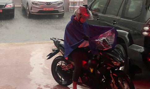 H&#233; lộ g&#243;c khuất nghề shipper sau vụ &#39;đặt 30 cốc ch&#232; bắt ghi t&#234;n từng người&#39;