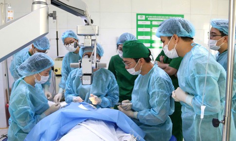 Thêm cơ hội hồi sinh ánh sáng cho bệnh nhân mù lòa nhờ ghép giác mạc