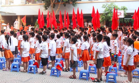 Trường học tuyển sinh tr&#225;i ph&#233;p: Tr&#225;ch nhiệm ph&#225;p l&#253; v&#224; b&#224;i học cho phụ huynh