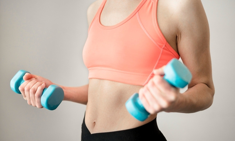 Ngừng ăn sau 6 giờ tối có giúp giảm cân?