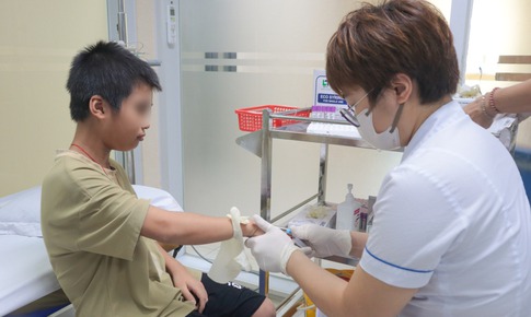 Từ 15/8/2025 người dân đi khám bệnh, chữa bệnh bảo hiểm y tế, thủ tục thế nào?