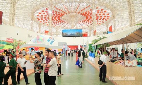 Mục sở thị Triển lãm thành tựu đất nước "80 năm Hành trình Độc lập – Tự do – Hạnh phúc" ngày đầu mở cửa