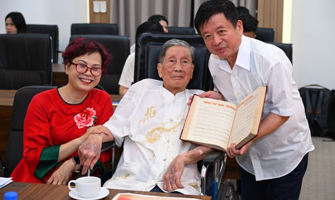 Con gái nhạc sĩ Phạm Tuyên tiết lộ bất ngờ liên quan đến bố và ca khúc 'Như có Bác trong ngày đại thắng'