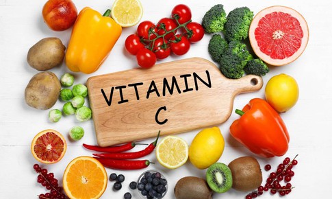 Thực phẩm nào giàu vitamin C giúp bảo vệ da?