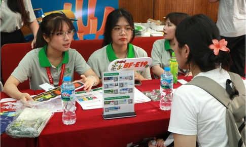 Top 10 ngành học có điểm chuẩn cao kỷ lục