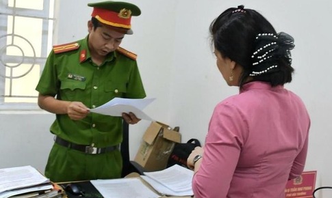 Quảng Ng&#227;i: Bị bảo mẫu bạo h&#224;nh d&#227; man, b&#233; trai tử vong sau hơn 20 ng&#224;y điều trị