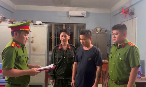 Bắt tài xế container cố tình đánh võng trên cao tốc để ép công ty sa thải