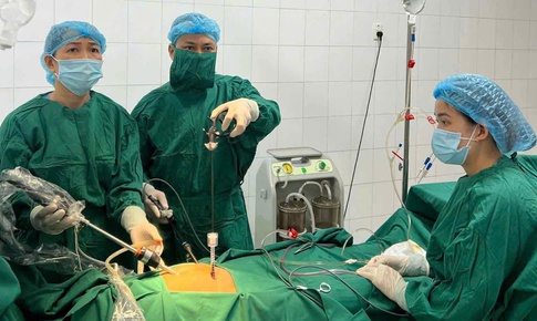 Người phụ nữ su&#253;t mất mạng v&#236; thai l&#224;m tổ ở vị tr&#237; bất thường