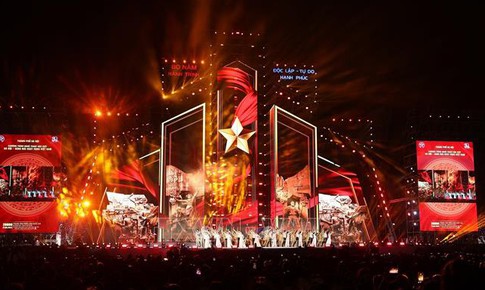 Concert 'Tôi yêu Tổ quốc tôi' và màn bắn pháo hoa sẽ khép lại Triển lãm thành tựu đất nước