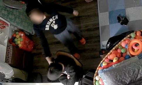 Vụ 'tâm thư' kêu cứu của bé trai ở Hà Nội: Tổng đài 111 vào cuộc