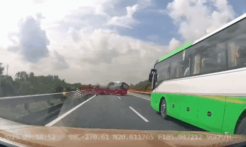 Video toàn cảnh vụ tai nạn liên hoàn trên cao tốc Pháp Vân - Cầu Giẽ, 8 người bị thương