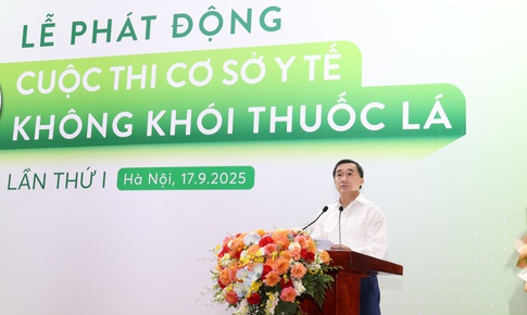 Thứ trưởng Trần Văn Thuấn: Cơ sở y tế kh&#244;ng kh&#243;i thuốc l&#225; c&#242;n l&#224; ti&#234;u chuẩn, thước đo, cam kết đạo đức