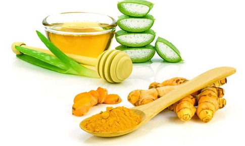 5 lợi &#237;ch khi đắp mặt nạ nghệ v&#224; nha đam