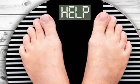 Giảm c&#226;n kh&#244;ng r&#245; nguy&#234;n nh&#226;n: Cảnh gi&#225;c với bệnh ung thư