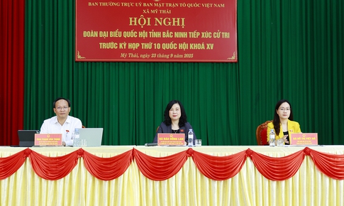 Bộ trưởng Bộ Y tế Đ&#224;o Hồng Lan c&#249;ng đo&#224;n ĐBQH Bắc Ninh tiếp x&#250;c cử tri trước kỳ họp thứ 10, Quốc hội kho&#225; XV