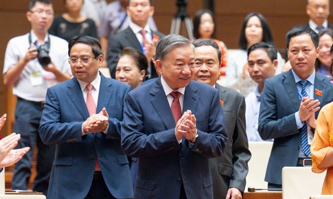 Tổng B&#237; thư T&#244; L&#226;m dự Đại hội đại biểu Đảng bộ Quốc hội lần thứ I