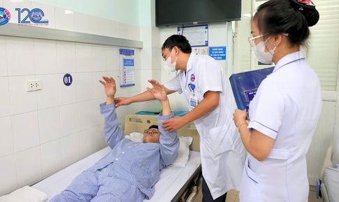 Cứu sống bệnh nh&#226;n 41 tuổi bị đột quỵ n&#227;o, su&#253;t t&#224;n phế vĩnh viễn