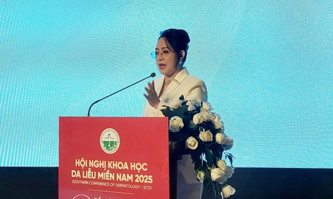 Gia tăng số người mắc c&#225;c bệnh l&#226;y truyền qua đường t&#236;nh dục, chuy&#234;n gia ‘b&#225;o động đỏ’