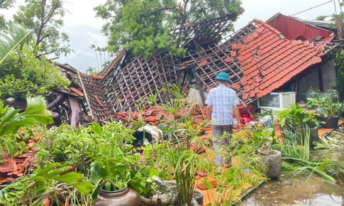 Lốc xo&#225;y ở Hải Ph&#242;ng, nhiều người bị thương, h&#224;ng trăm ng&#244;i nh&#224;, c&#244;ng tr&#236;nh bị tốc m&#225;i