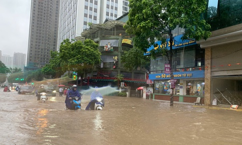 T&#226;m điểm mưa lớn chiều tối v&#224; đ&#234;m nay do ho&#224;n lưu b&#227;o số 10