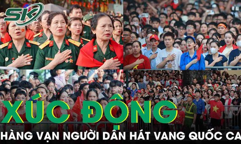 Xúc động khoảnh khắc hàng vạn người dân hát vang Quốc ca trong ngày Đại lễ