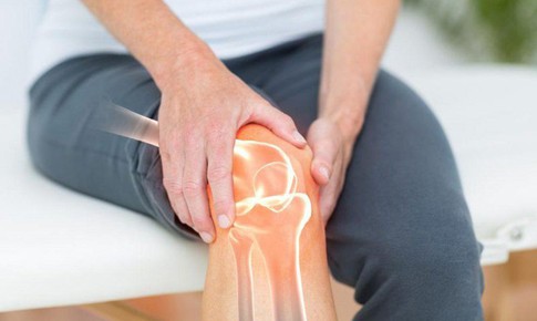 Thoái hóa khớp gối ở người cao tuổi: Cách chăm sóc và phòng ngừa hiệu quả