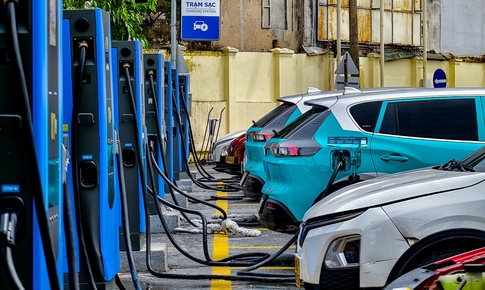 Vành đai 1 Hà Nội dự kiến lắp 115 trạm xạc xe điện