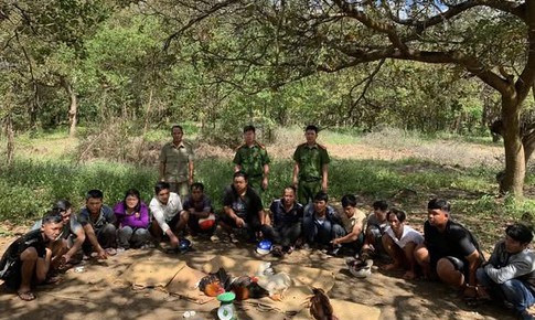 Triệt phá sới đá gà giữa ban ngày ở Đồng Nai, 9 đối tượng sa lưới