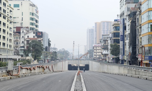 Cận cảnh hầm chui Kim Đồng những ngày nước rút chuẩn bị thông xe kỹ thuật