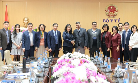 Bộ trưởng Bộ Y tế Đào Hồng Lan tiếp Quyền Giám đốc Chương trình Làng trẻ em SOS Quốc tế